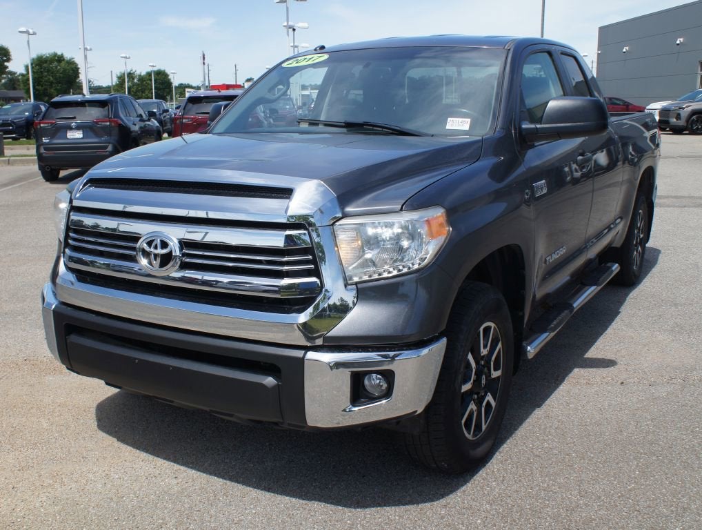 2017 Toyota Tundra 4WD SR5