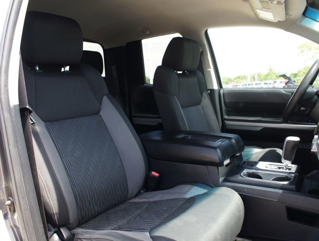 2017 Toyota Tundra 4WD SR5