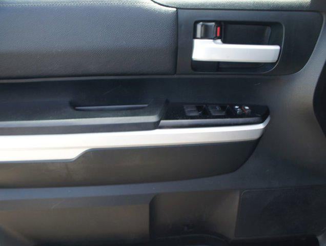 2017 Toyota Tundra 4WD SR5
