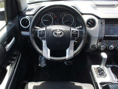 2017 Toyota Tundra 4WD SR5