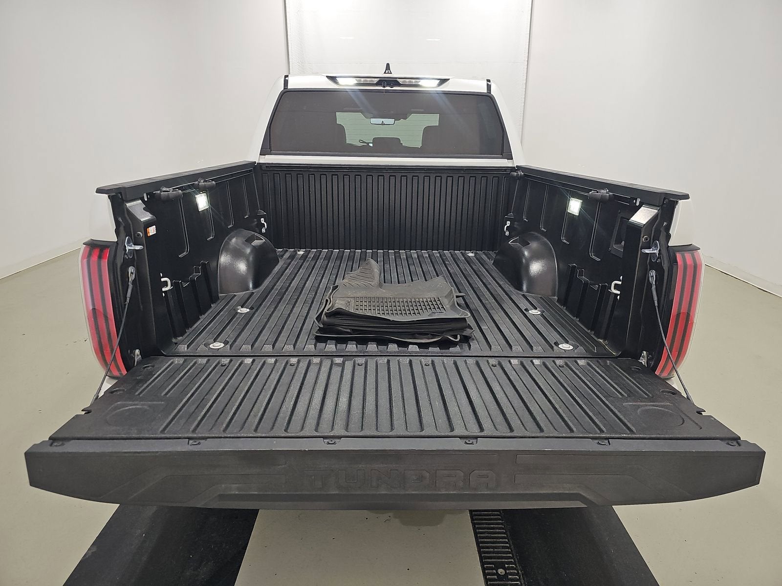 2025 Toyota Tundra 4WD Platinum