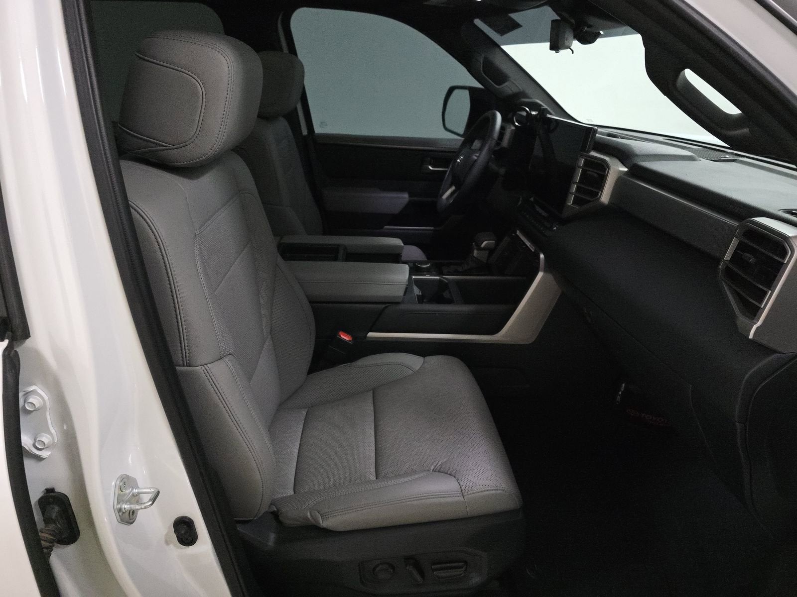 2025 Toyota Tundra 4WD Limited