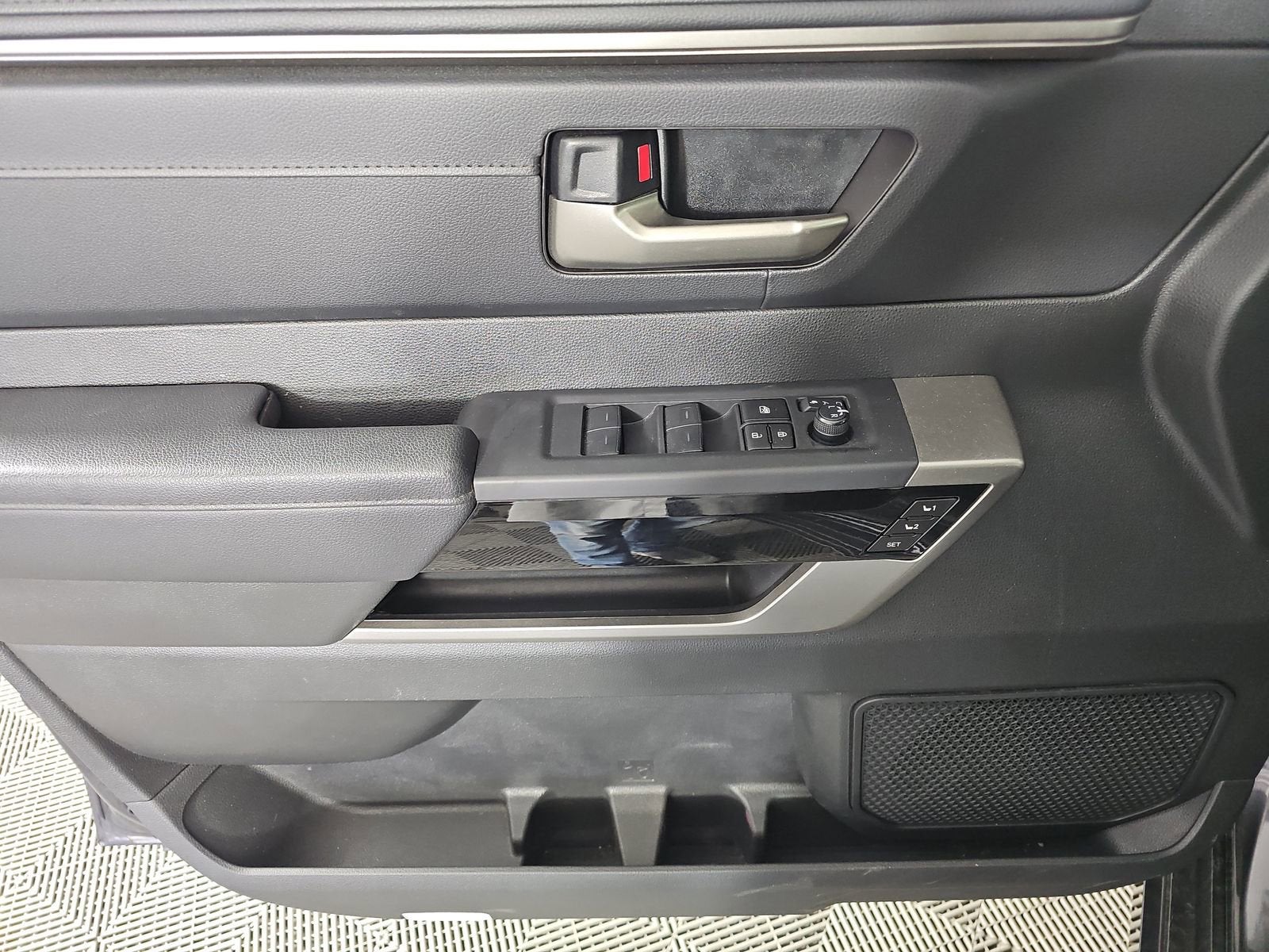 2025 Toyota Tundra 4WD Limited