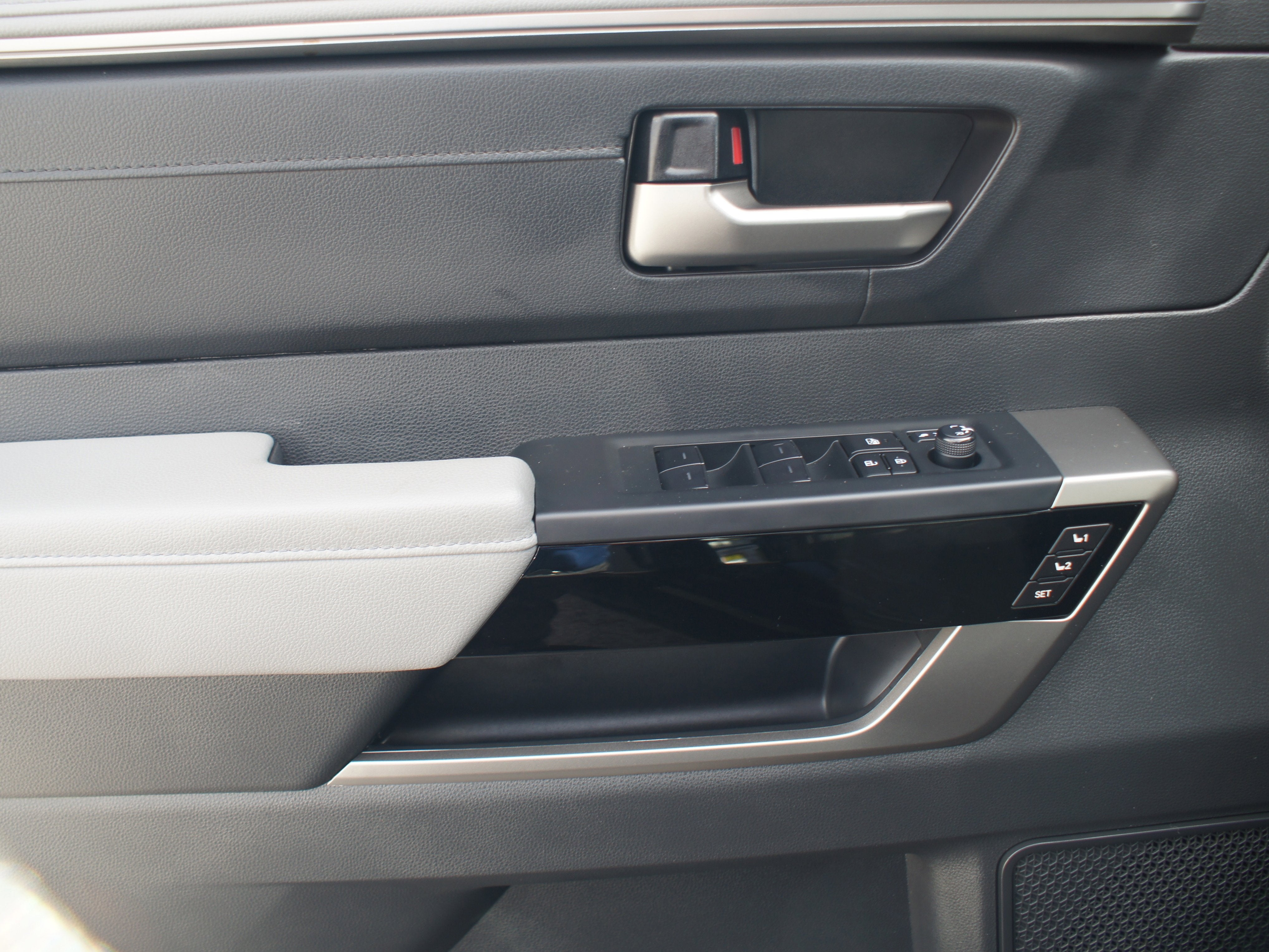 2024 Toyota Tundra 4WD Limited