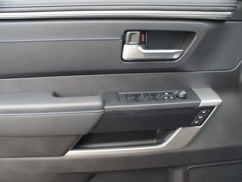 2025 Toyota Tundra 4WD Platinum Hybrid