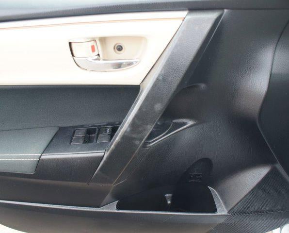 2016 Toyota Corolla LE Plus