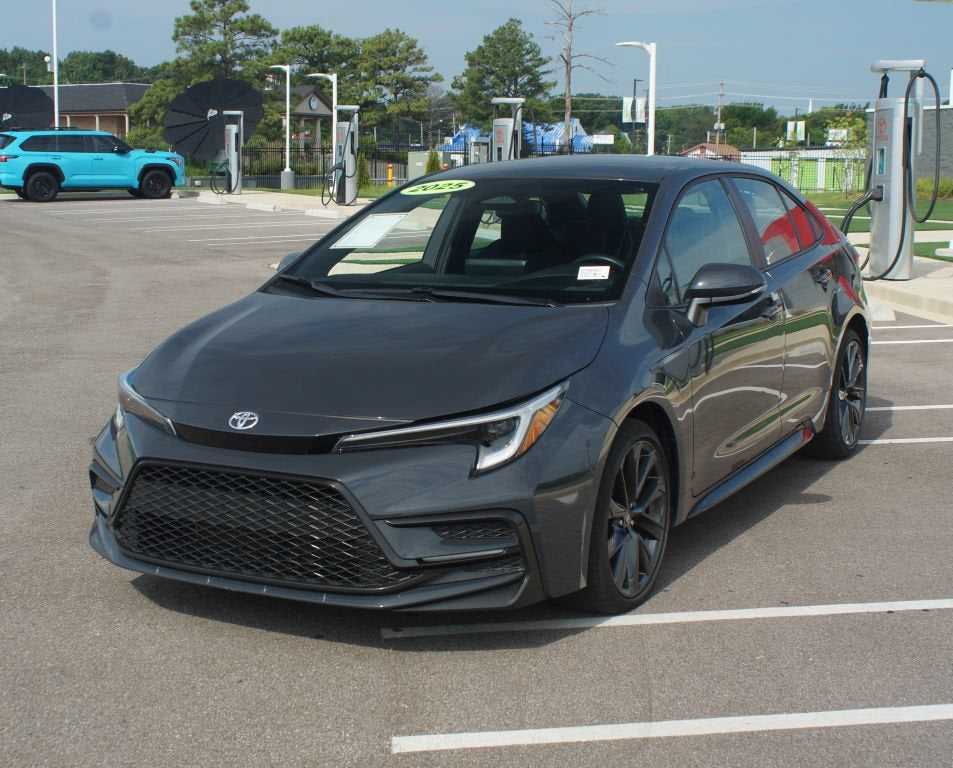 2025 Toyota Corolla SE