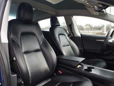 2022 Tesla Model 3 Base