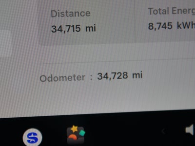 2022 Tesla Model 3 Base