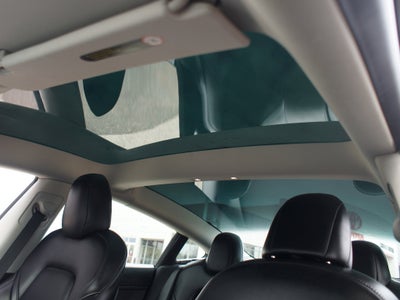 2022 Tesla Model 3 Base