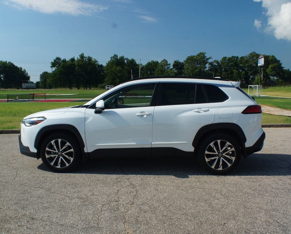 2022 Toyota Corolla Cross XLE