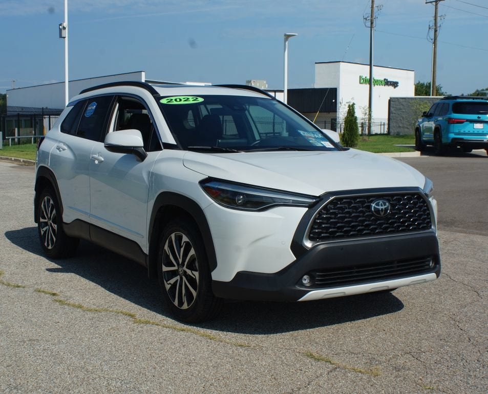 2022 Toyota Corolla Cross XLE