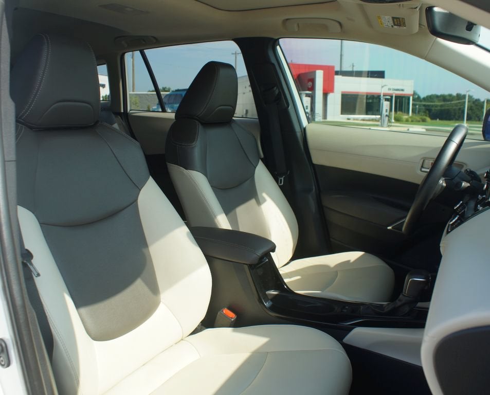 2022 Toyota Corolla Cross XLE