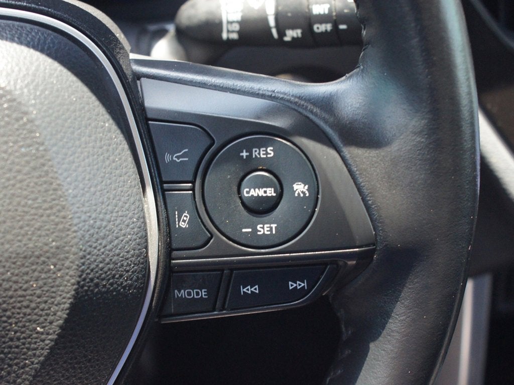 2022 Toyota Corolla Cross XLE