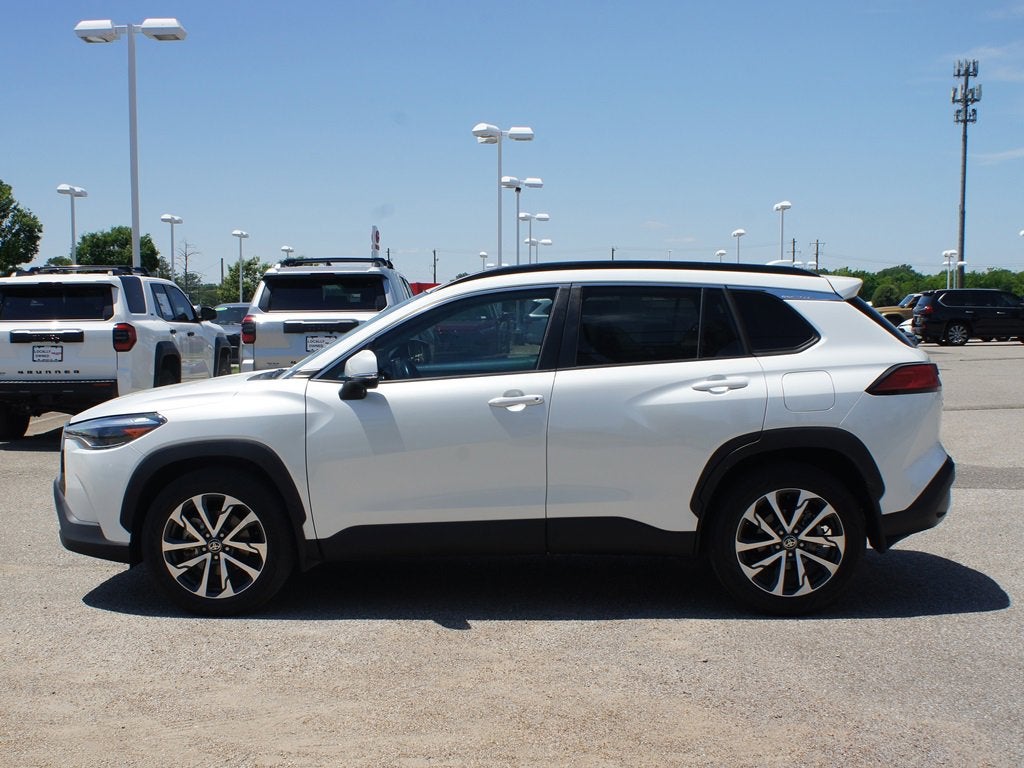 2022 Toyota Corolla Cross XLE