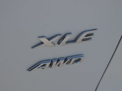 2022 Toyota Corolla Cross XLE
