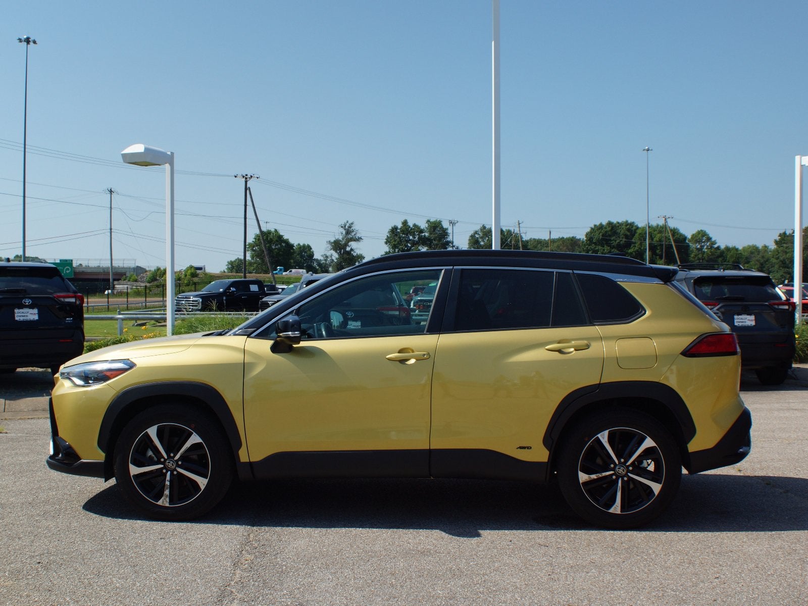 2023 Toyota Corolla Cross Hybrid XSE