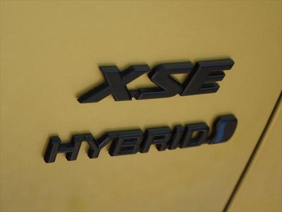2023 Toyota Corolla Cross Hybrid XSE