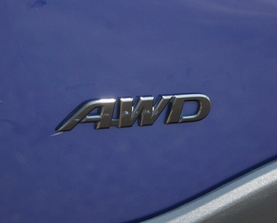 2024 Toyota Corolla Cross Hybrid SE