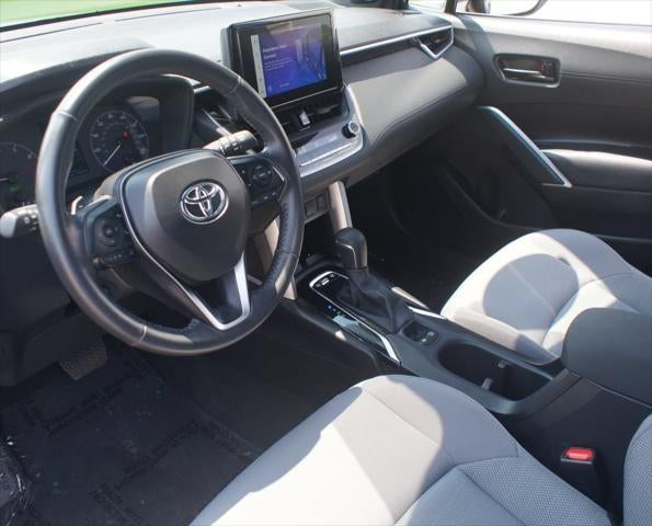 2024 Toyota Corolla Cross Hybrid SE