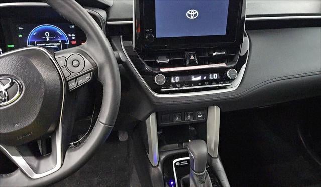 2025 Toyota Corolla Cross Hybrid XSE