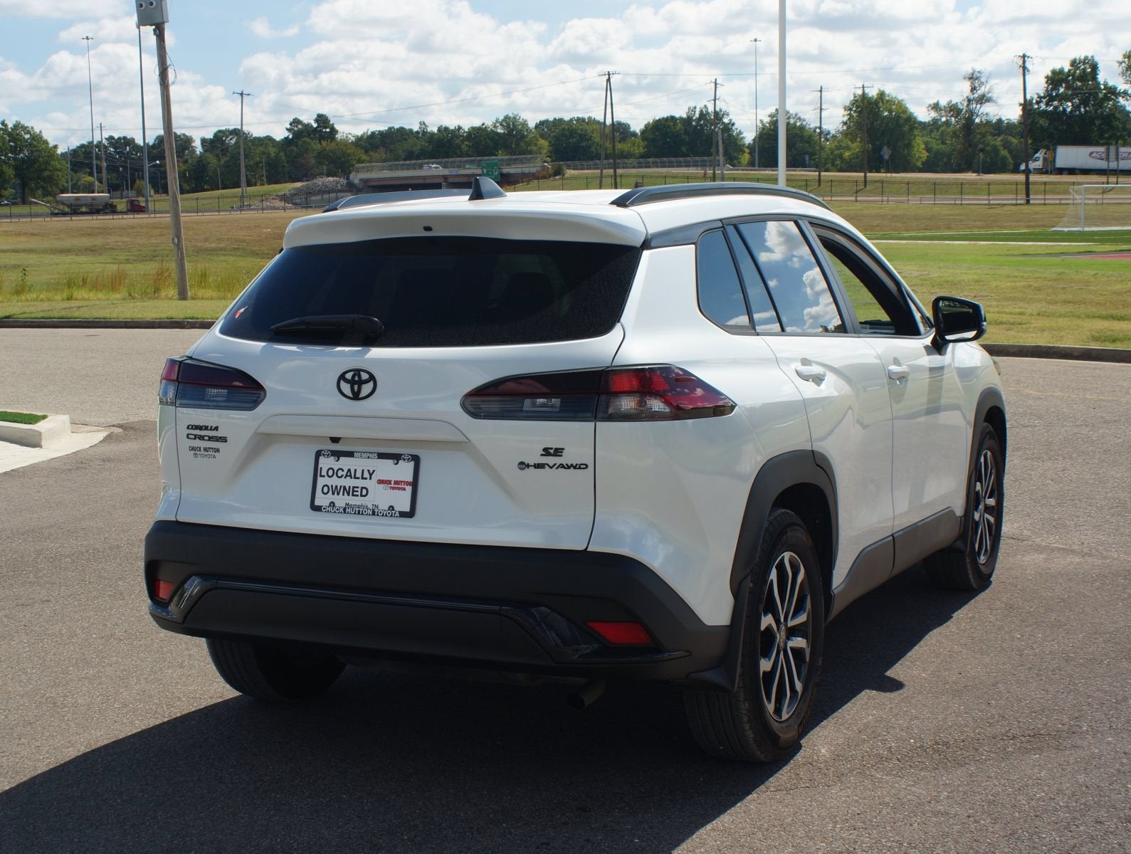 2026 Toyota Corolla Cross Hybrid SE