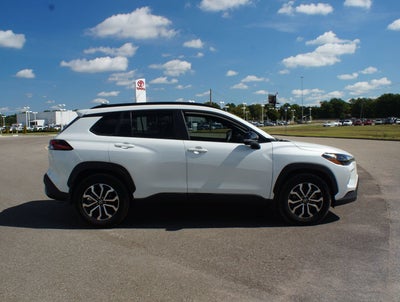 2026 Toyota Corolla Cross Hybrid SE