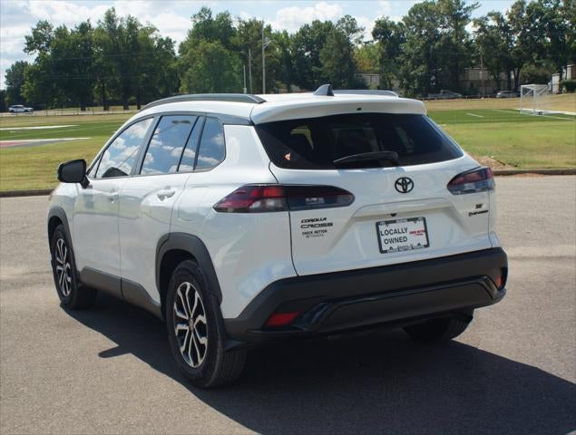 2026 Toyota Corolla Cross Hybrid SE