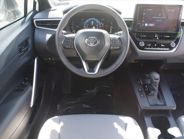 2026 Toyota Corolla Cross Hybrid SE