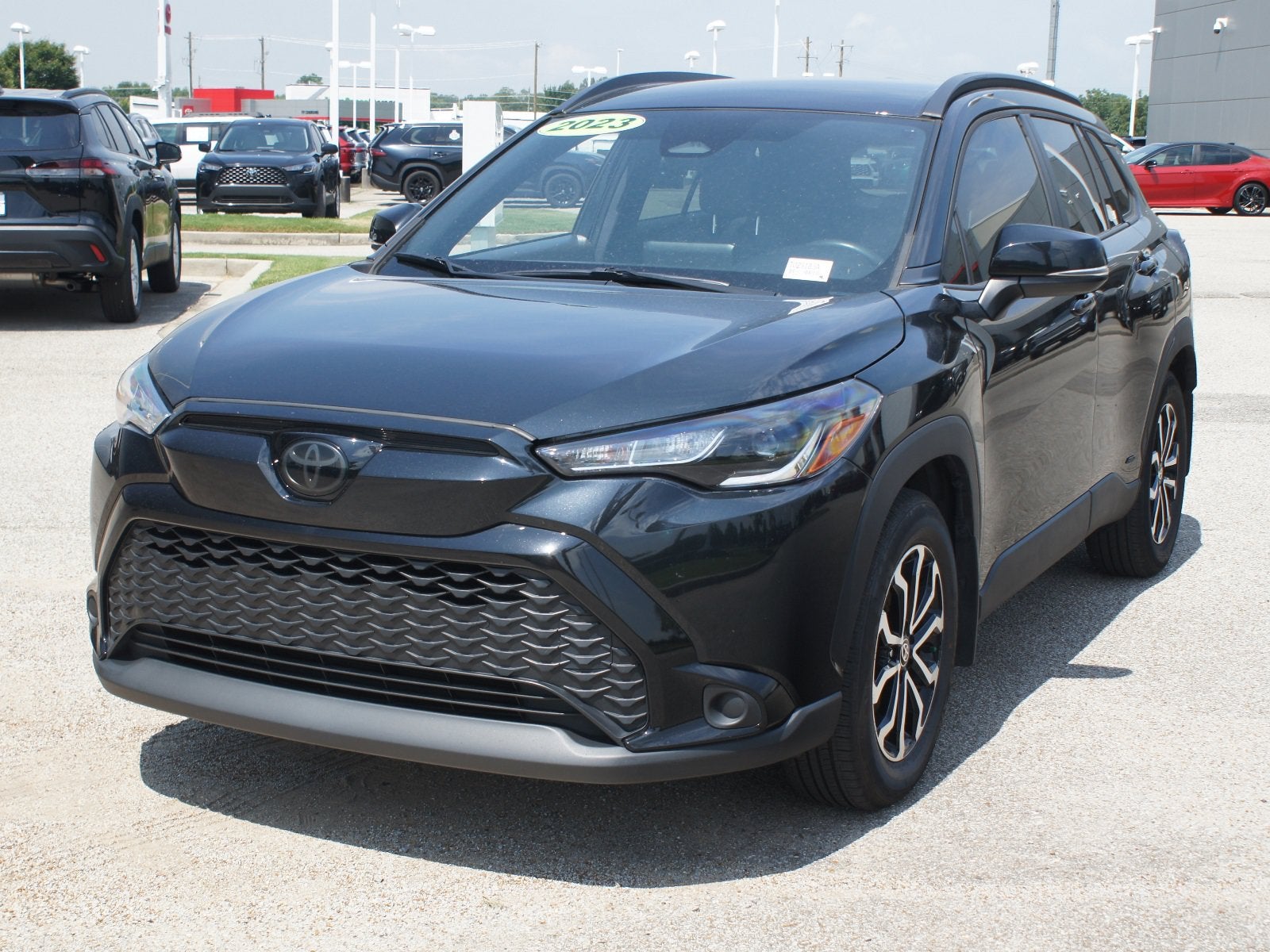 2023 Toyota Corolla Cross Hybrid SE