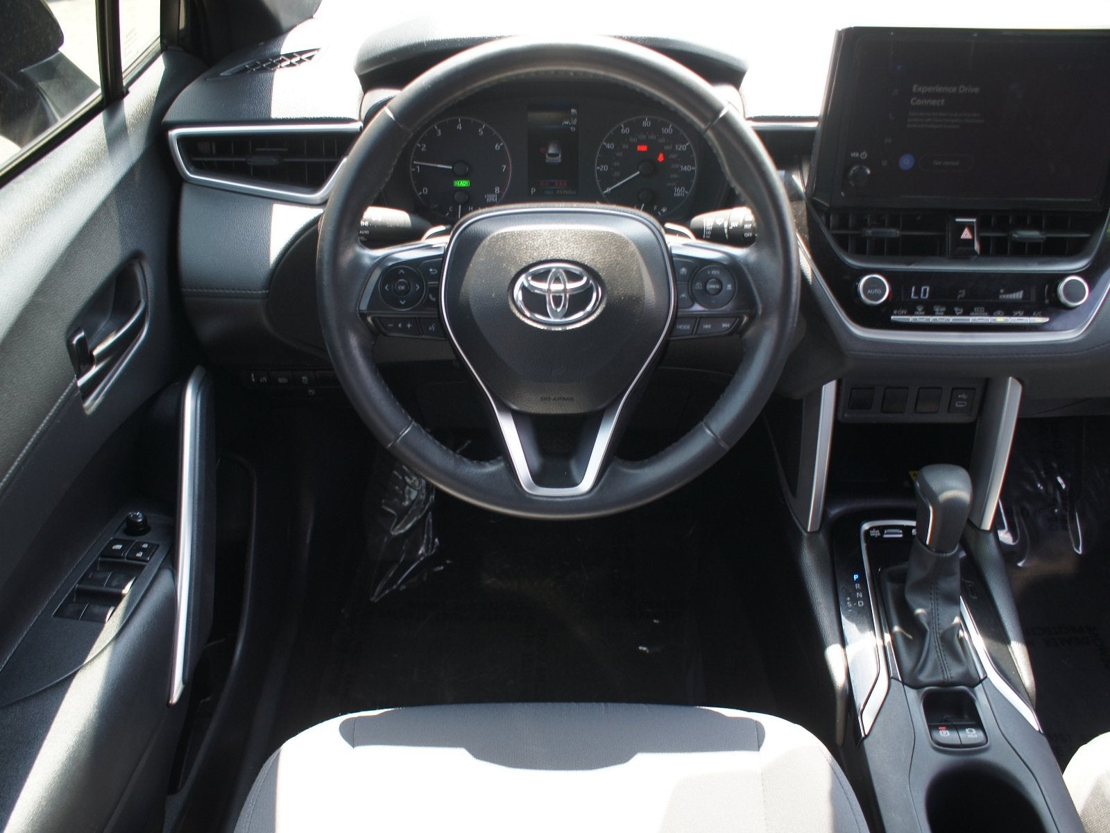 2023 Toyota Corolla Cross Hybrid SE