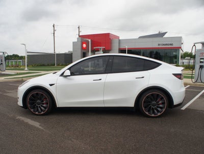 2023 Tesla Model Y Performance