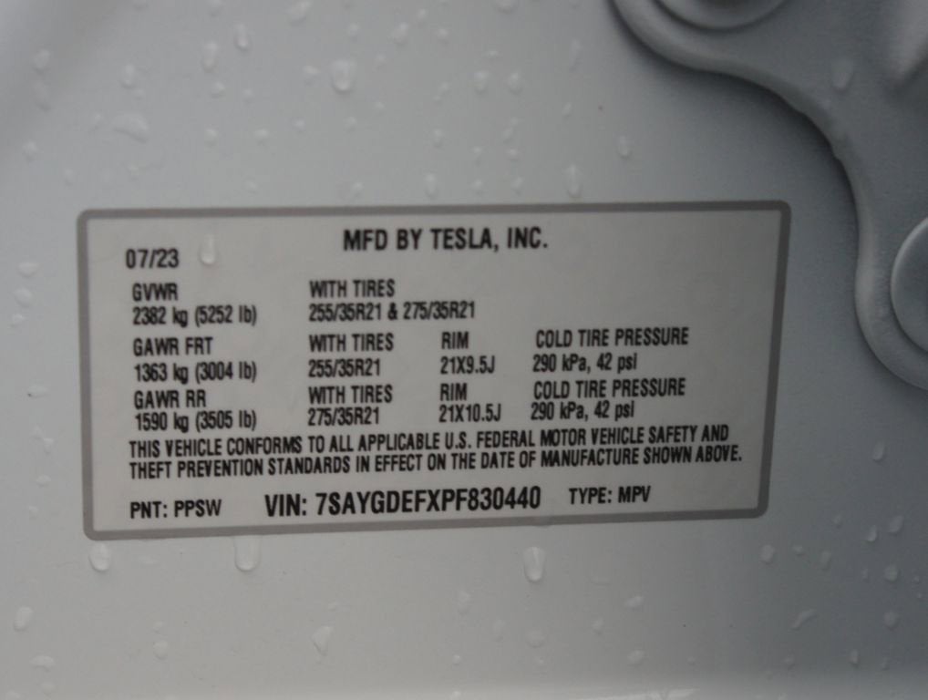 2023 Tesla Model Y Performance