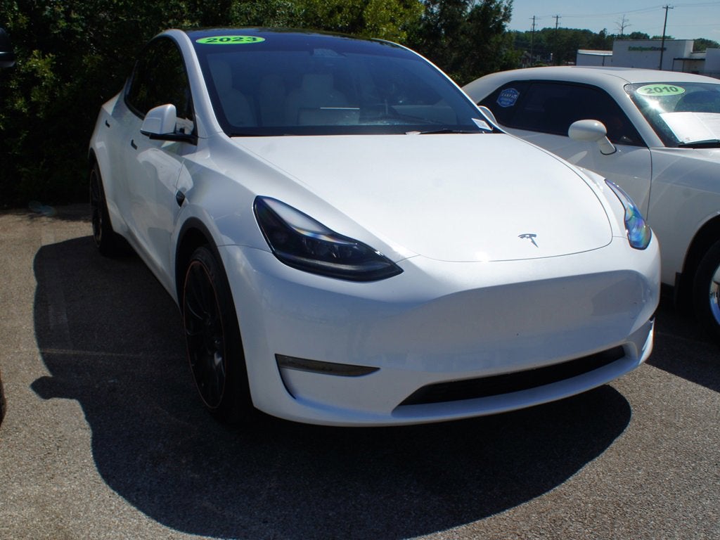 2023 Tesla Model Y Performance