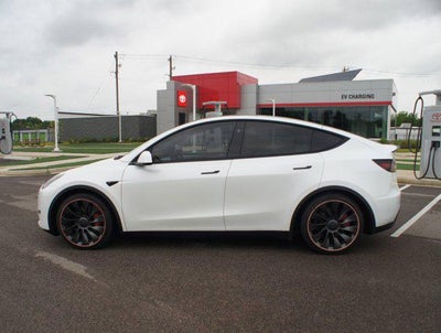 2023 Tesla Model Y Performance