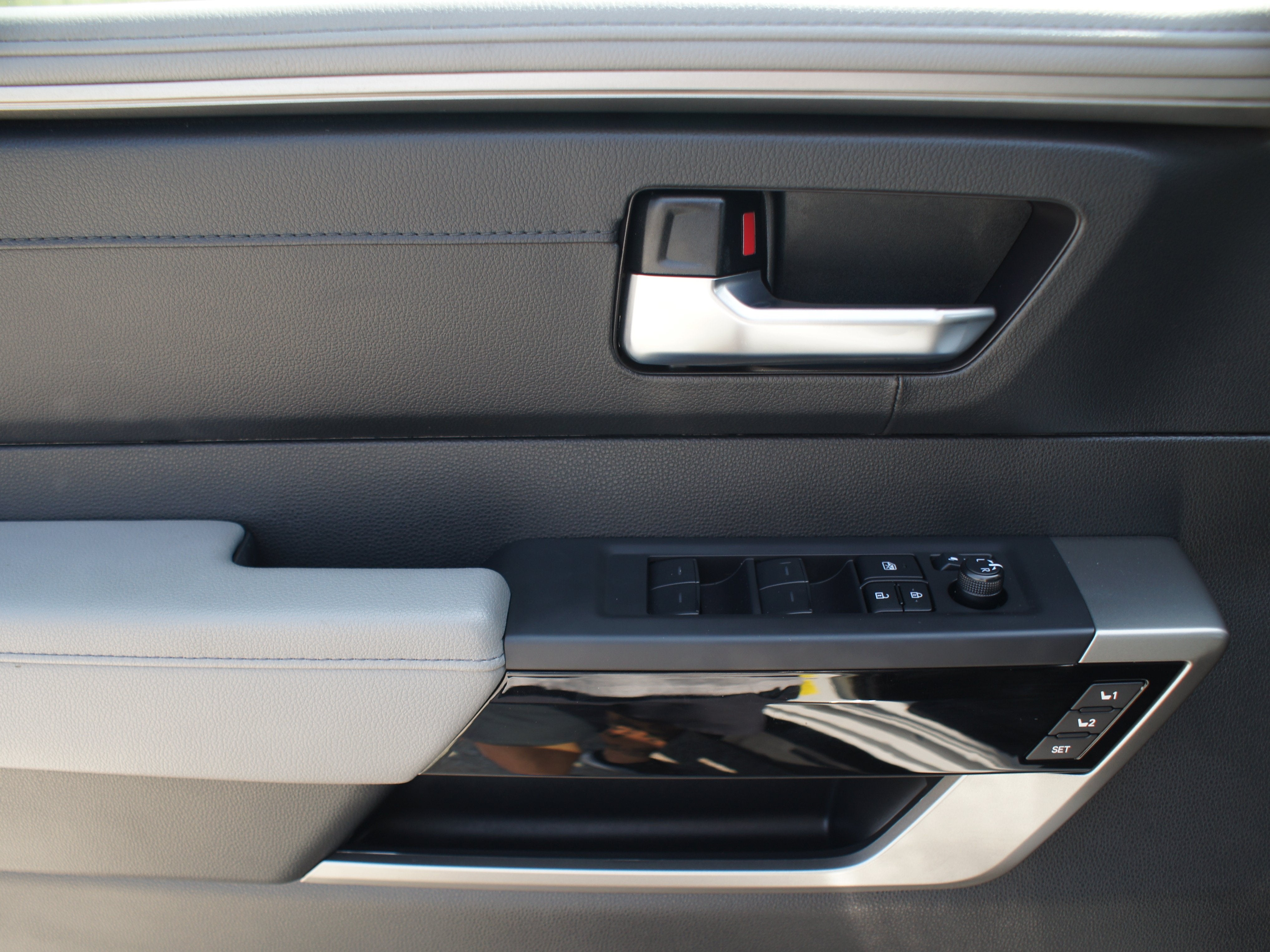 2025 Toyota Sequoia Limited