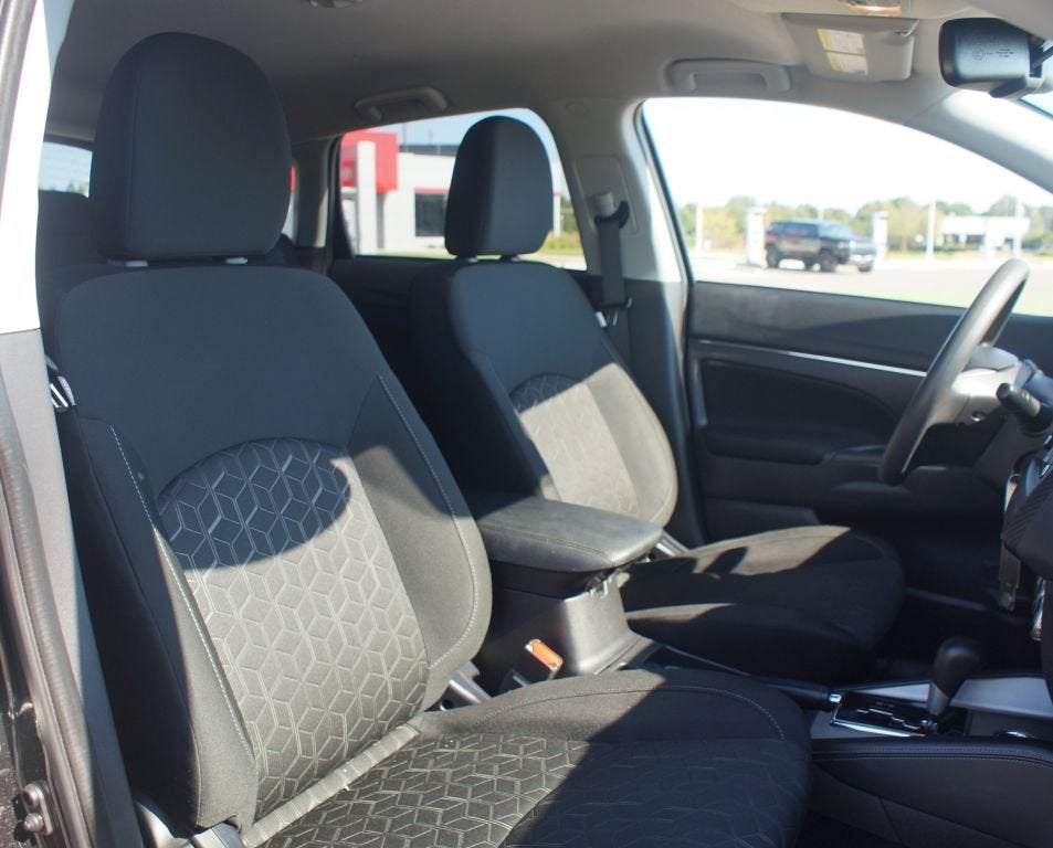 2024 Mitsubishi Outlander Sport ES