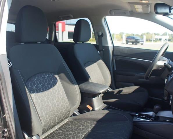 2024 Mitsubishi Outlander Sport ES
