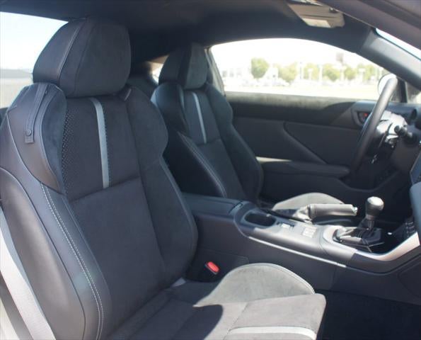2026 Toyota GR86 Premium