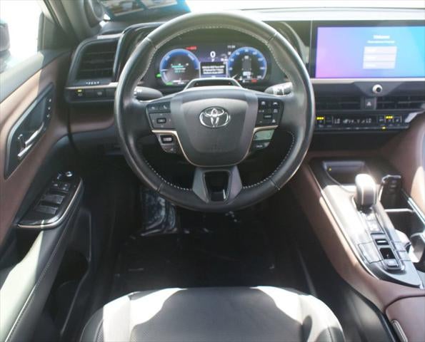 2024 Toyota Crown Limited