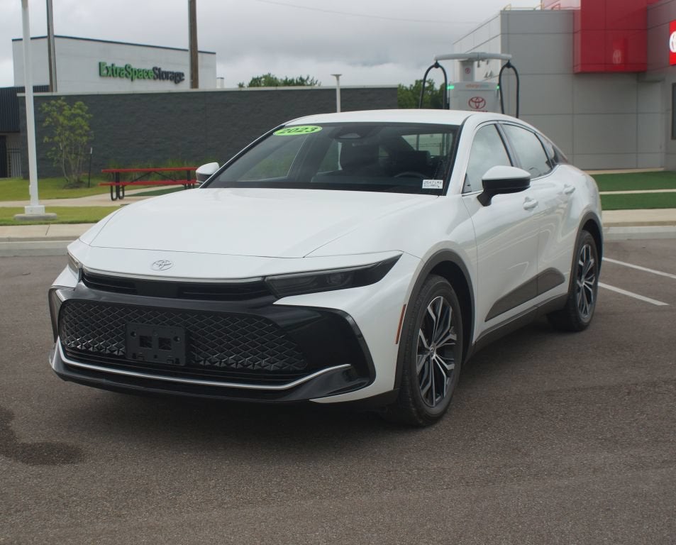 2023 Toyota Crown XLE