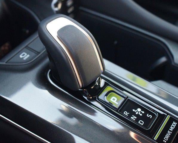 2025 Toyota Crown Signia Limited