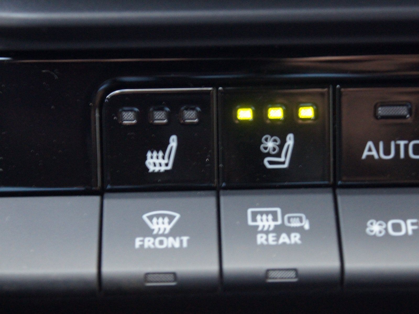 2026 Toyota Crown Signia Base