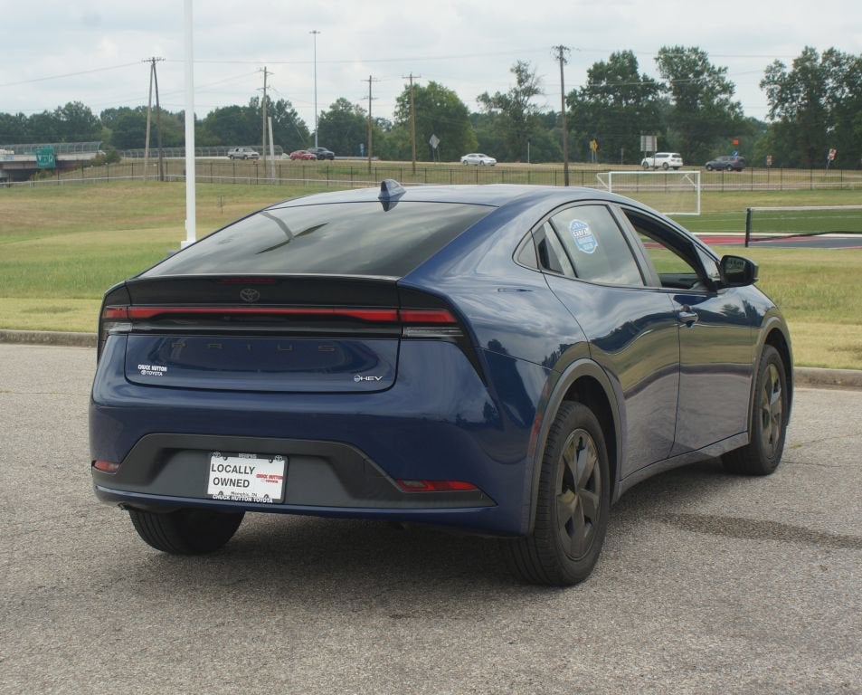 2023 Toyota Prius LE