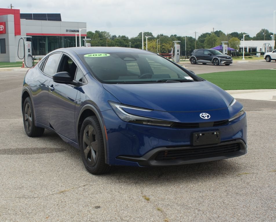 2023 Toyota Prius LE