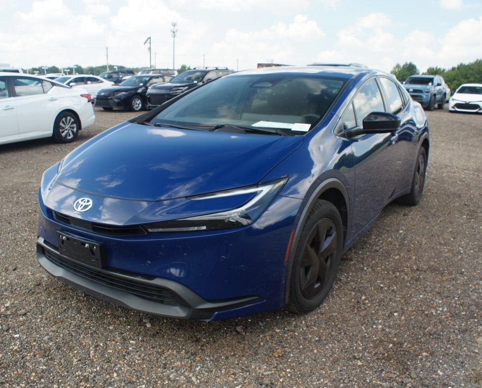 2023 Toyota Prius LE
