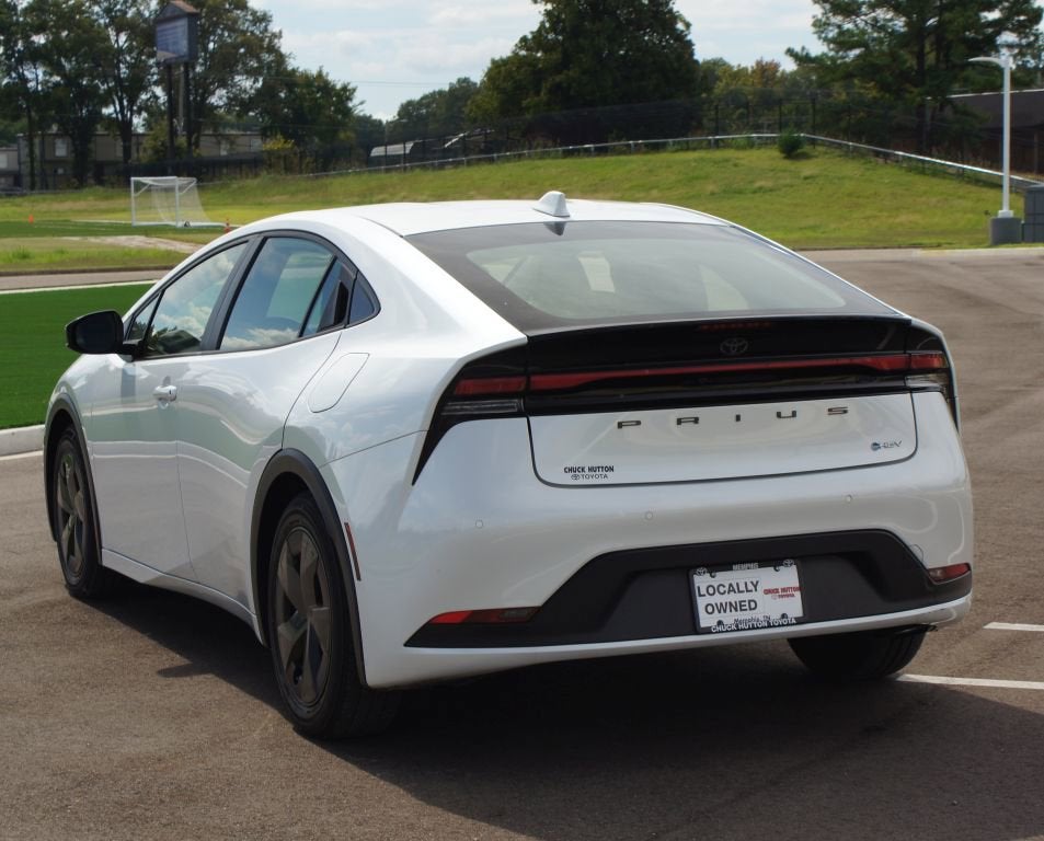 2023 Toyota Prius LE