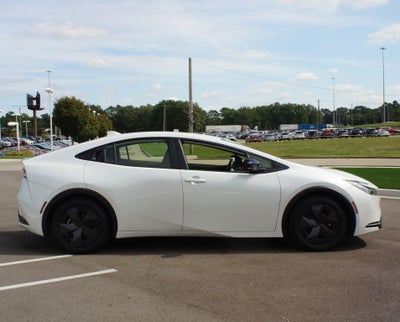 2023 Toyota Prius LE