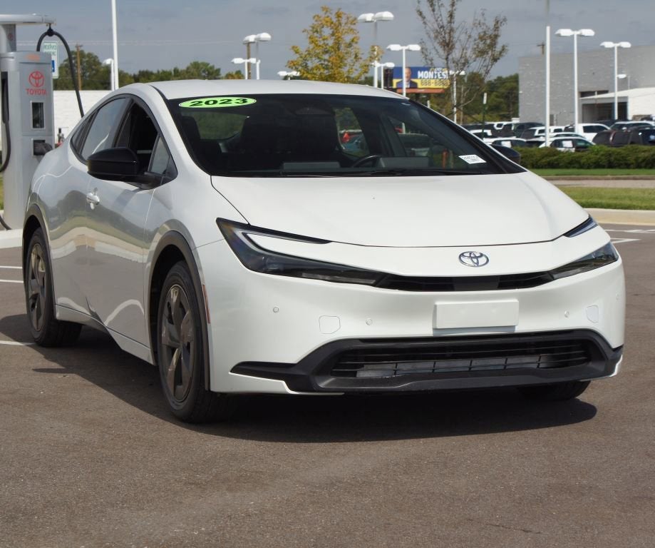 2023 Toyota Prius LE