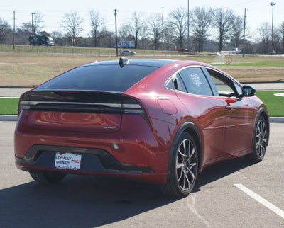 2025 Toyota Prius Plug-In Hybrid Base